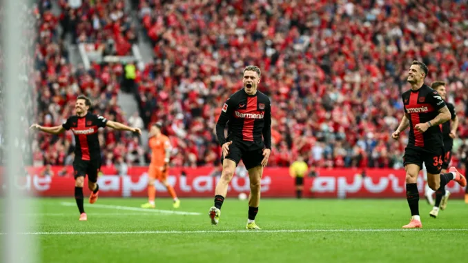 2324_MD29_B04SVW_AS_122 (1) Florian Wirtz kampioen Bundesliga met Bayer Leverkusen