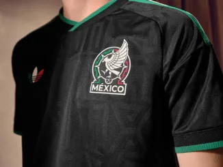 Adidas derde shirt WK