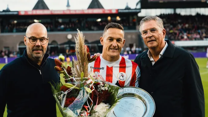 jens-toornstra-500-eredivisiewedstrijden ens Toornstra gehuldigd bij Sparta Rotterdam vanwege zijn 500ste Eredivisiewedstrijd